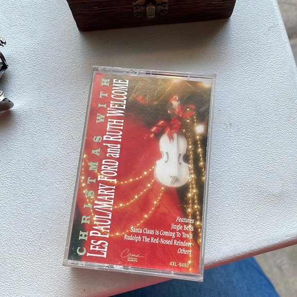 Christmas with Les Paul/Mary Ford and Ruth Welcome cassette - Picture 1 of 2